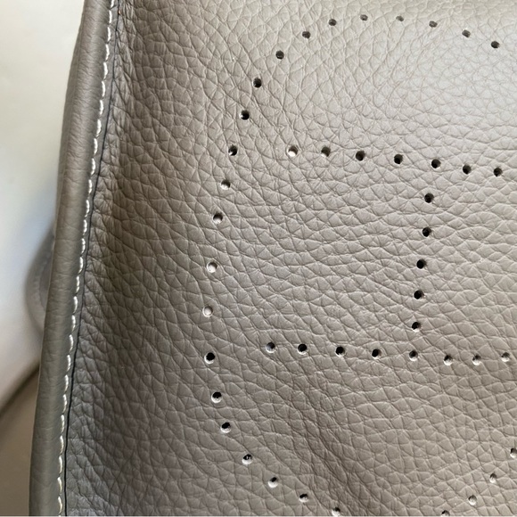 Mini TPM Dark Gray Steel Perforated H Leather Snap Button Crossbody Bag S4/B12 - Picture 10 of 12